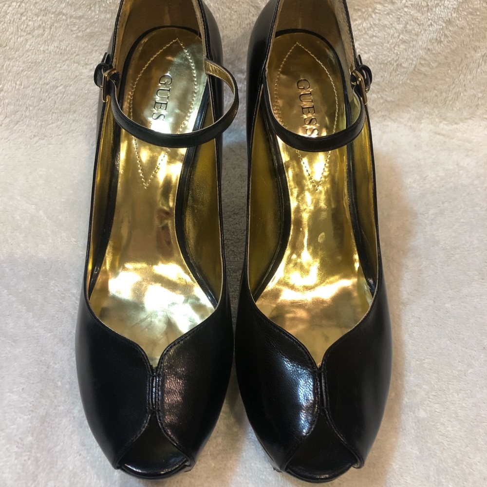 GUESS US 8.5 Peep toe platform stiletto heels